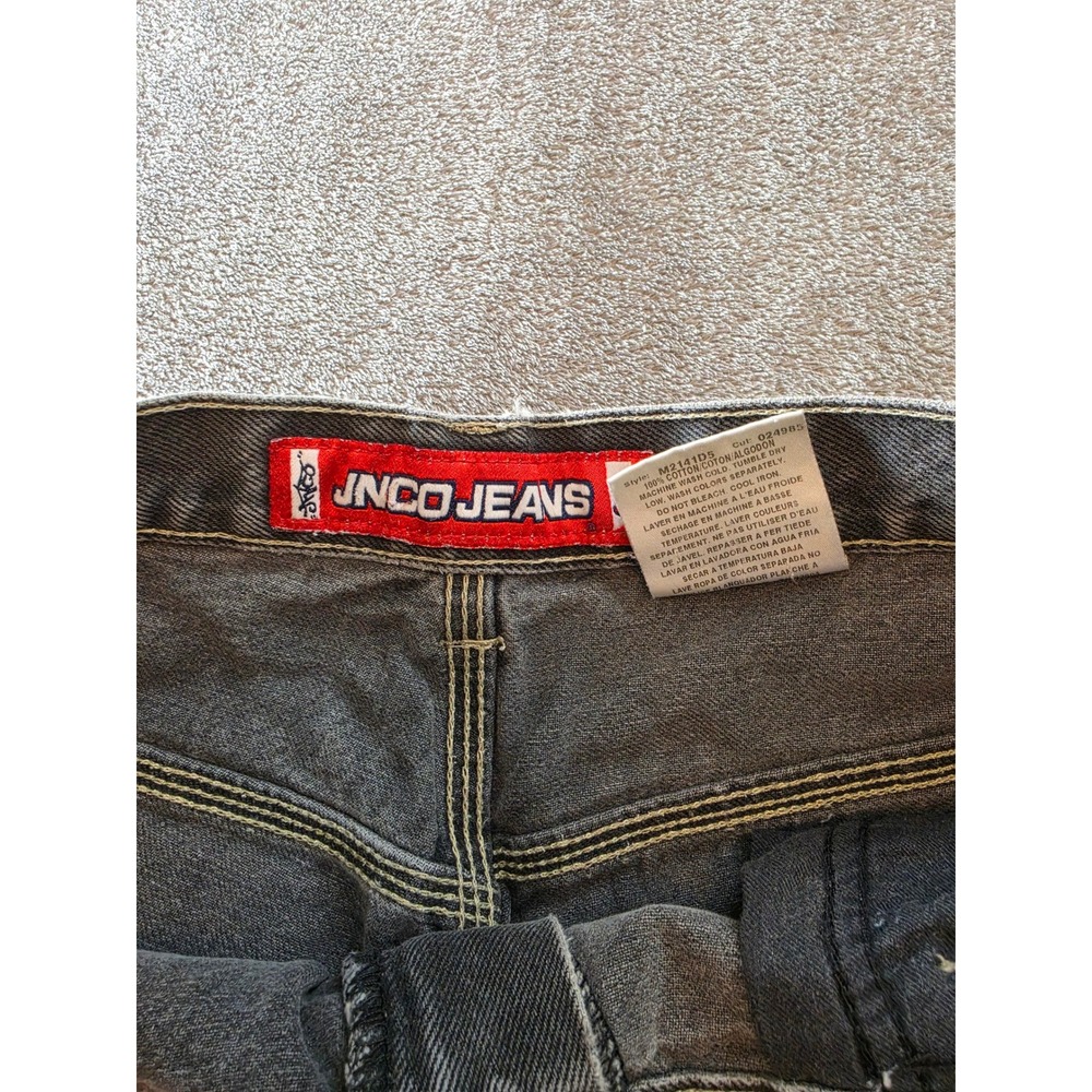 Vtg 90s JNCO 8-Ball Black Denim Jorts Size 38 Baggy Skate Shorts Embroidered - Picture 3 of 11